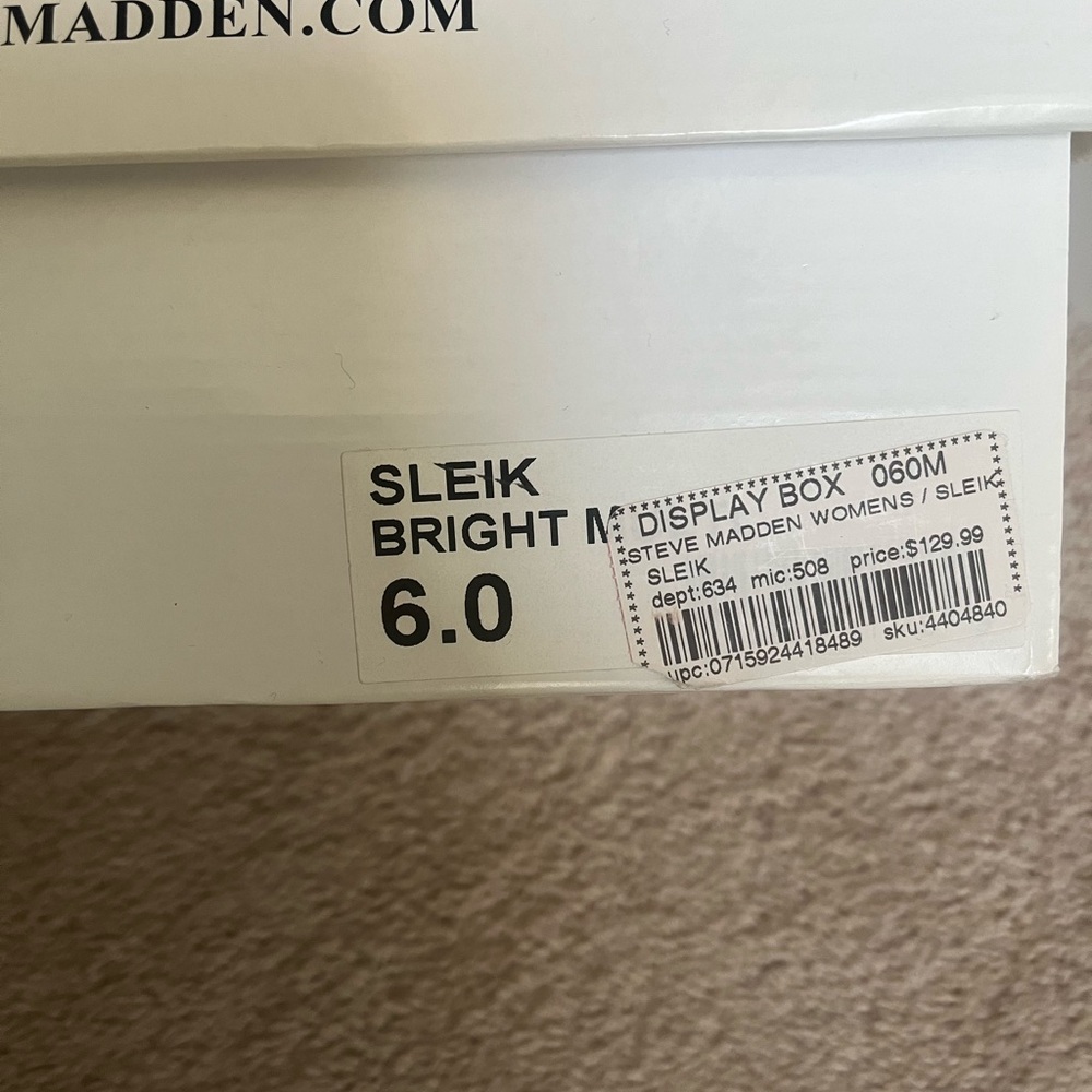 New Steve Madden Sleik Bright Snakeskin heels! Size 6! - Picture 8 of 10